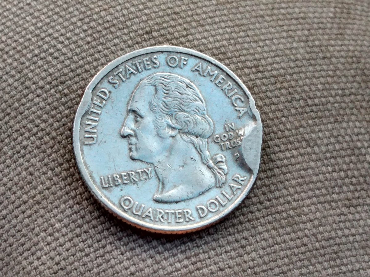Are-These-Mint-Errors?-If-So-What-Do-You-Guys-See?-2003-P-Quarter