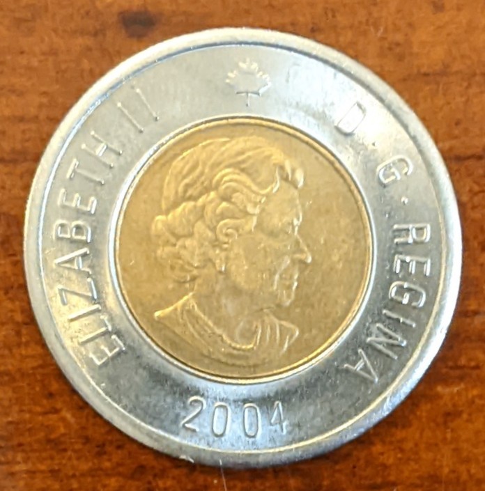 2004-Toonie-With-Stange-Colour?