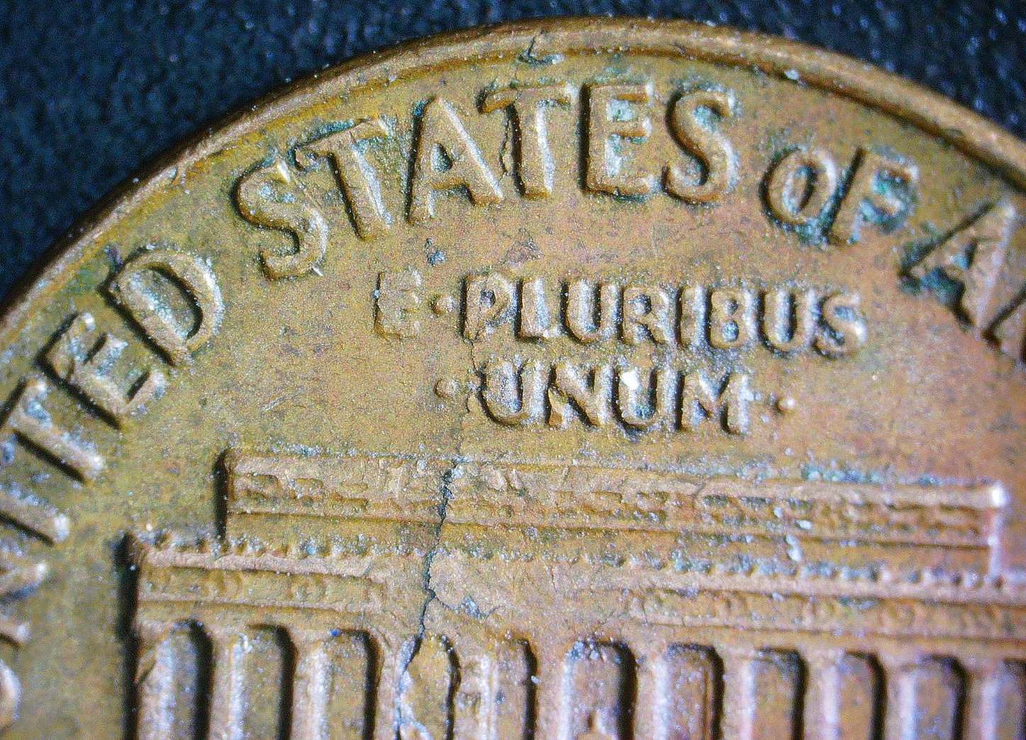 1972-D-Lincoln-Penny-Rim-To-Rim-Die-Break?