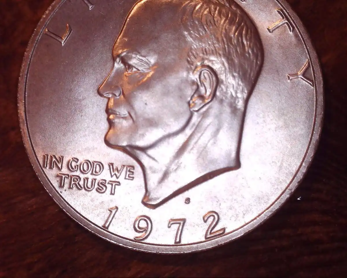 1972-S-Silver-Eisenhower-Dollar-DDR-/-Type-?