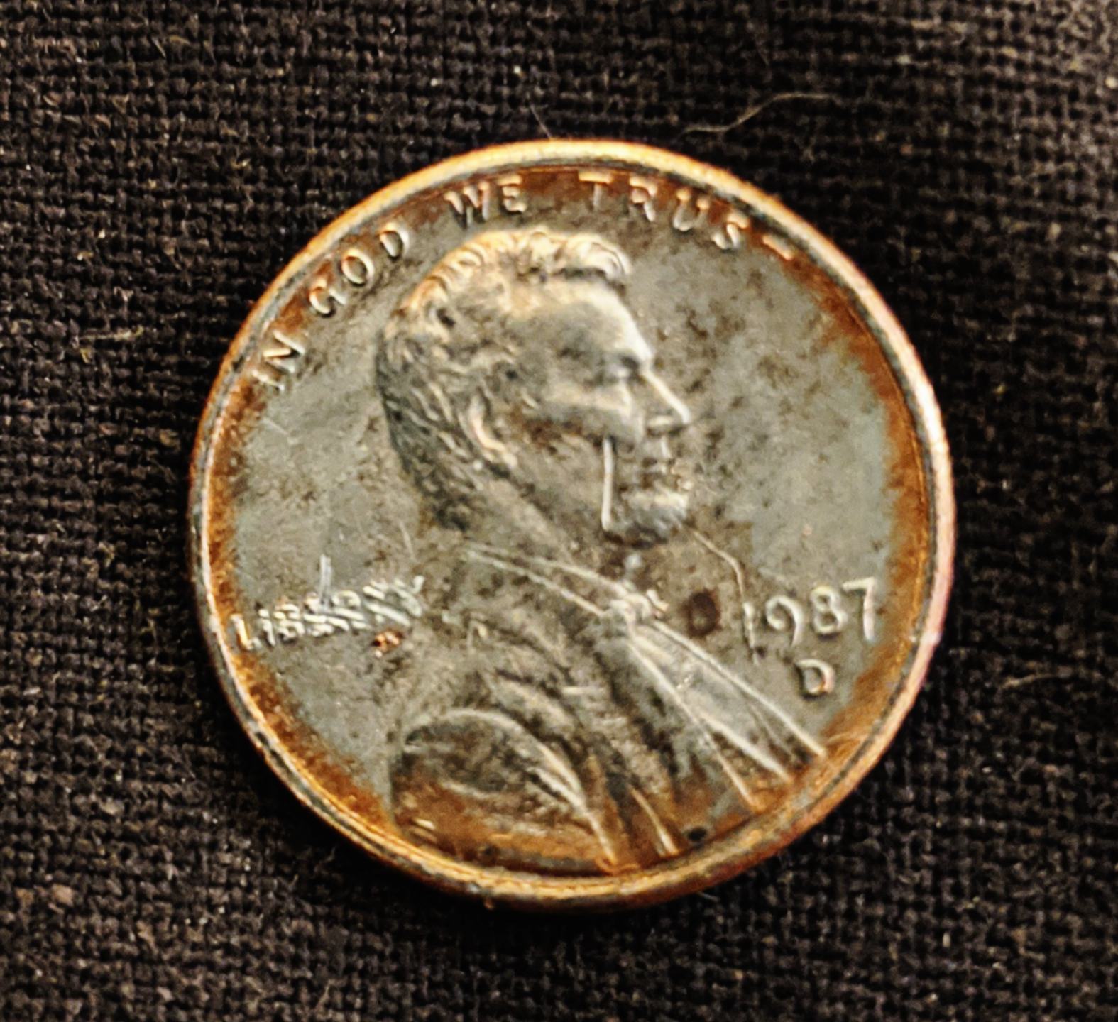 1987-D-Penny.-Has-The-Finish-Rubbed-Off-The-Zinc?