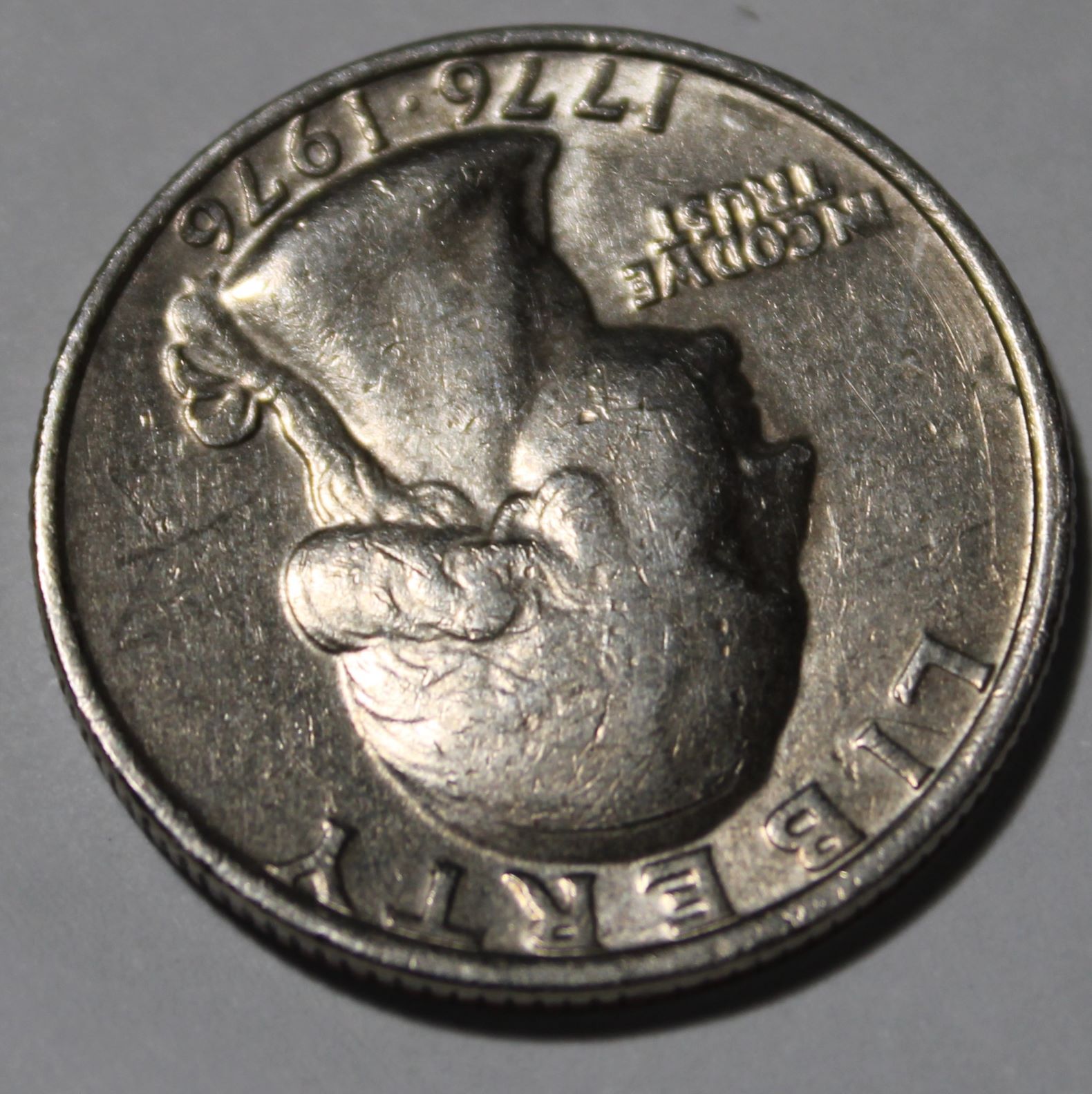 Bicentennial-1976-Quarter-Possible-DD-Or-Counter-Clash