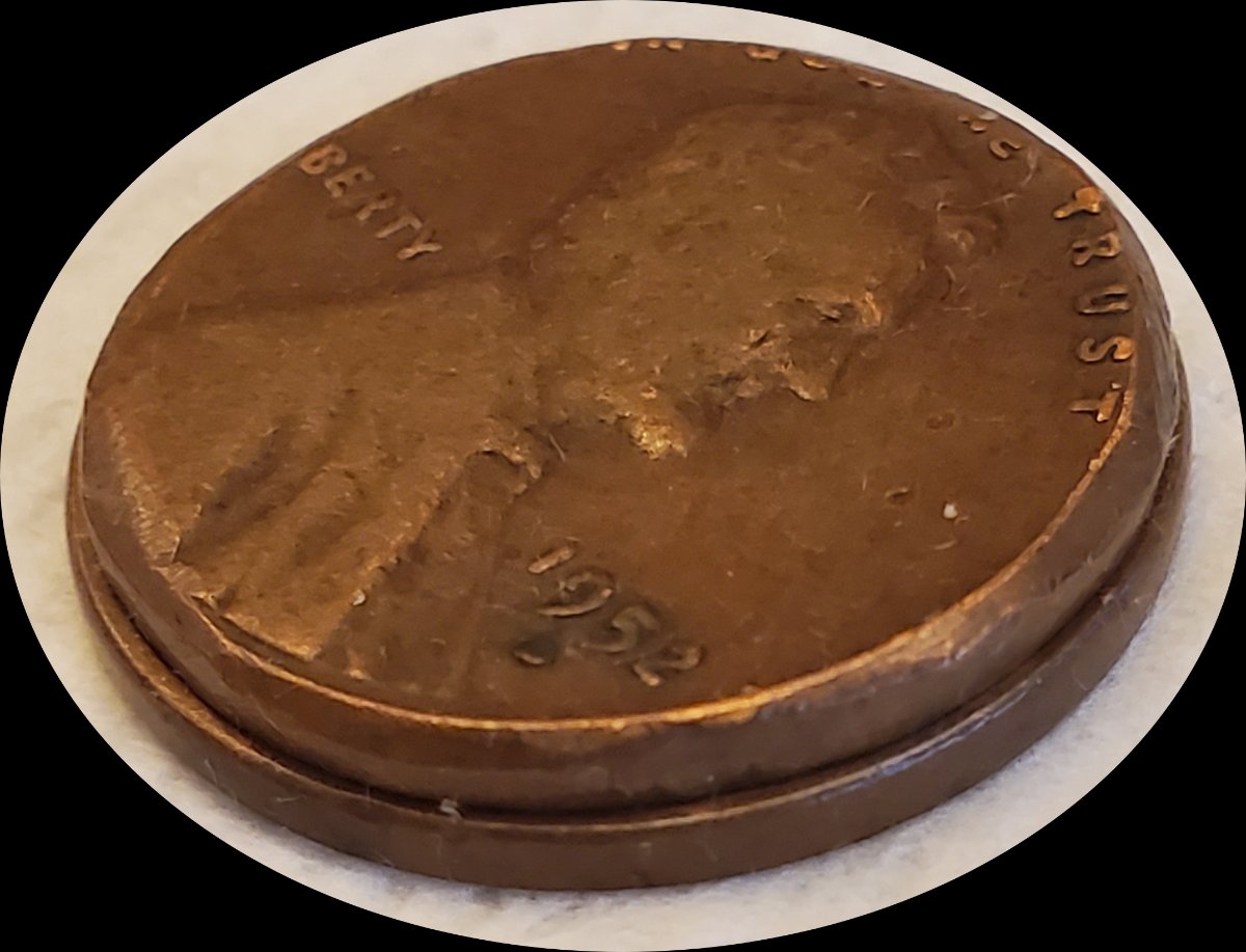 Any-Thoughts-On-What-Happened-To-This-Coin-1952-D-Cent