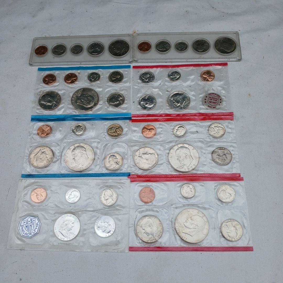 Are-These-Official-US-Mint-Sets?