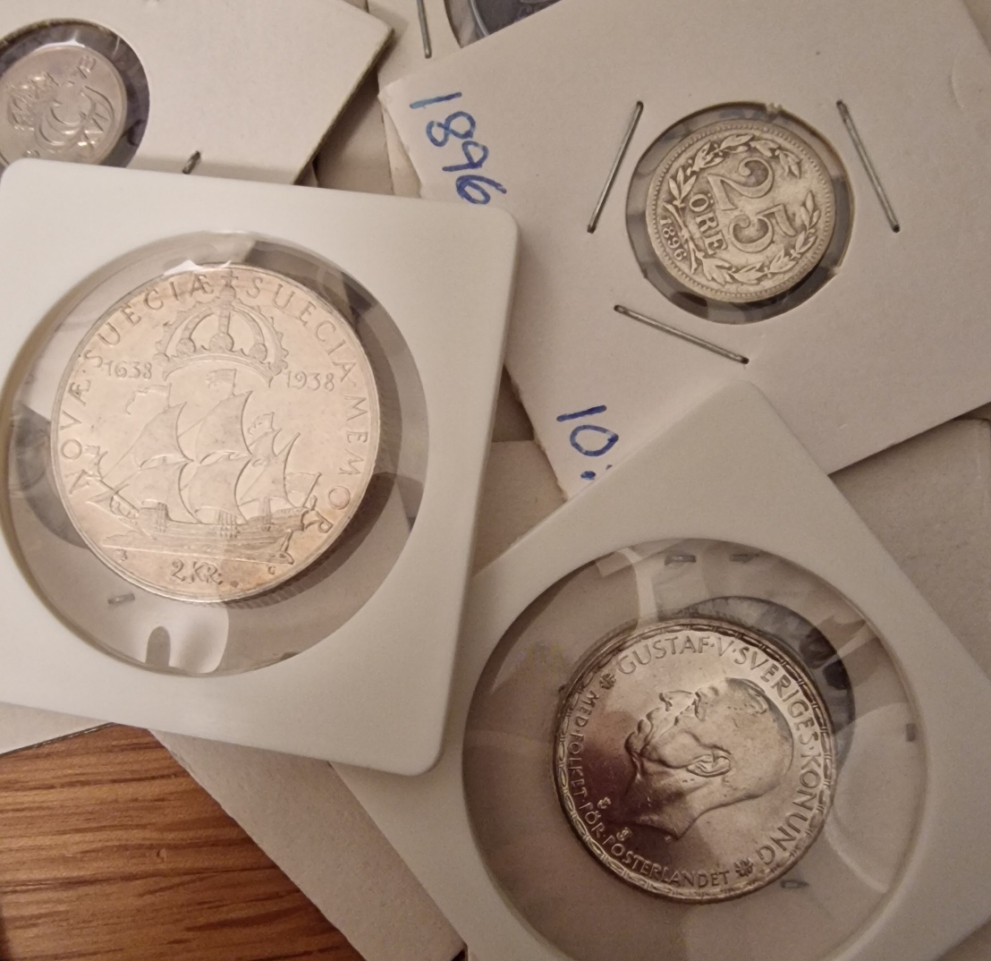Monikers-1000th-Post-Givebackaway-Contest.-Now-Open!