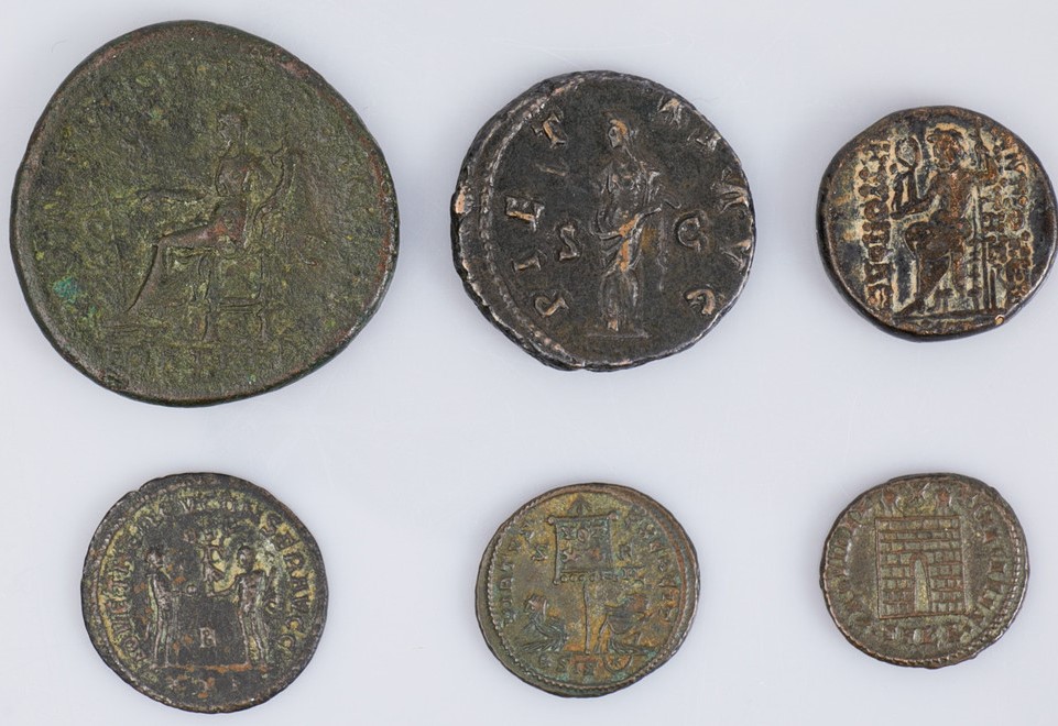 Lot-Of-Roman-An-Greek-Bronzes-I'm�interested-In,-Anything-Interesting?