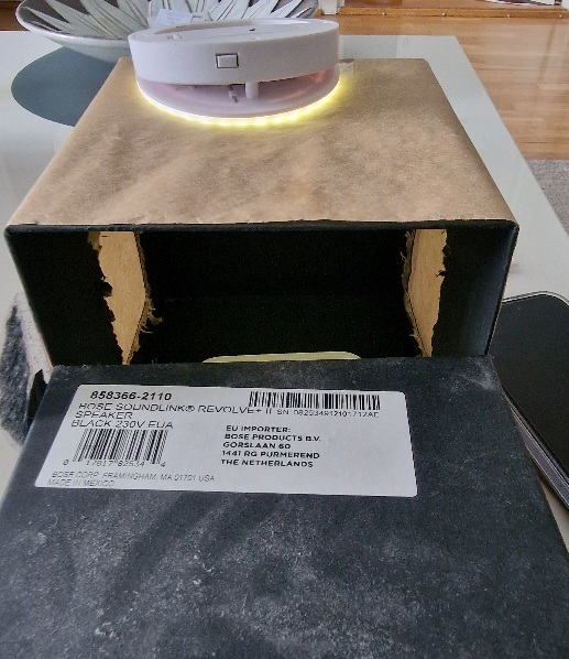 Do-It-Yourself-Lightbox!-Monikers-Macgyver-Moment.-How-Does-The-Pics-Look?
