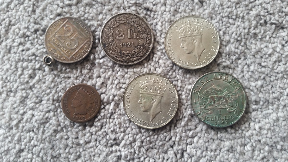 Junk-Shop-Finds---A-Very-Lucky-Day
