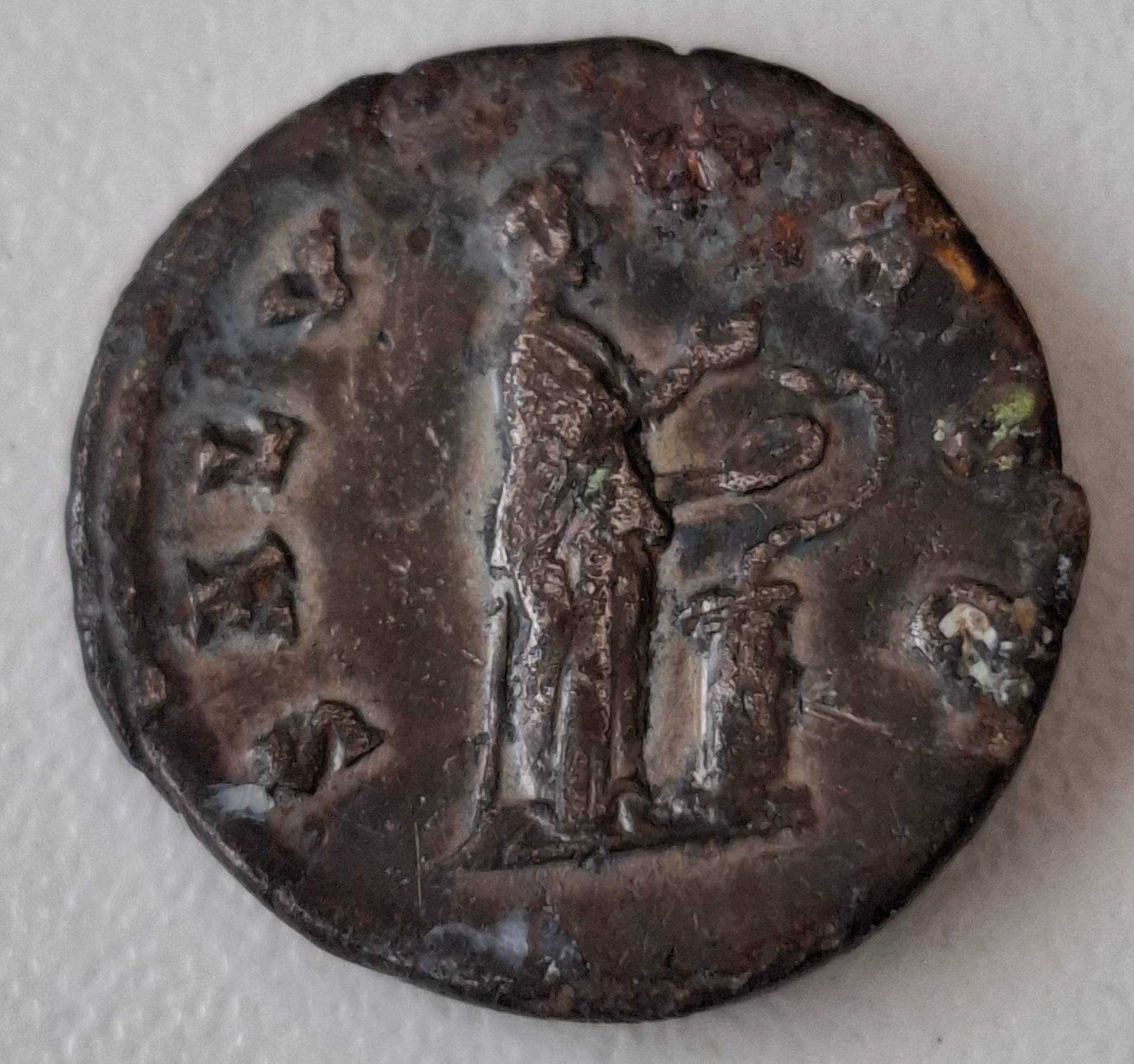 Is-This-A-Roman-Coin-Or-A-Replica-Id:-Likely-Fake-Hadrian-Denarius