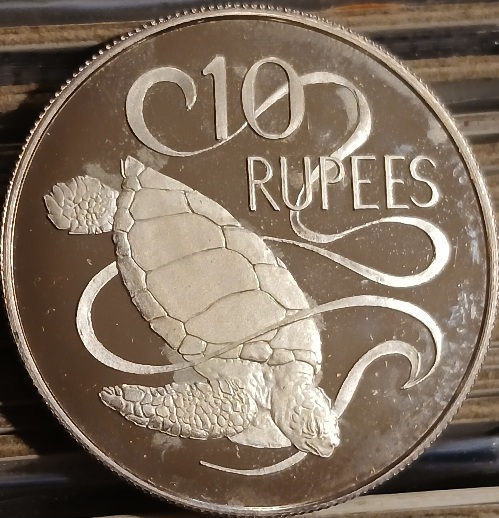 100-Coins-From-100-Different-Countries-In-100-Different-Years-Game-20th-Century-Edition