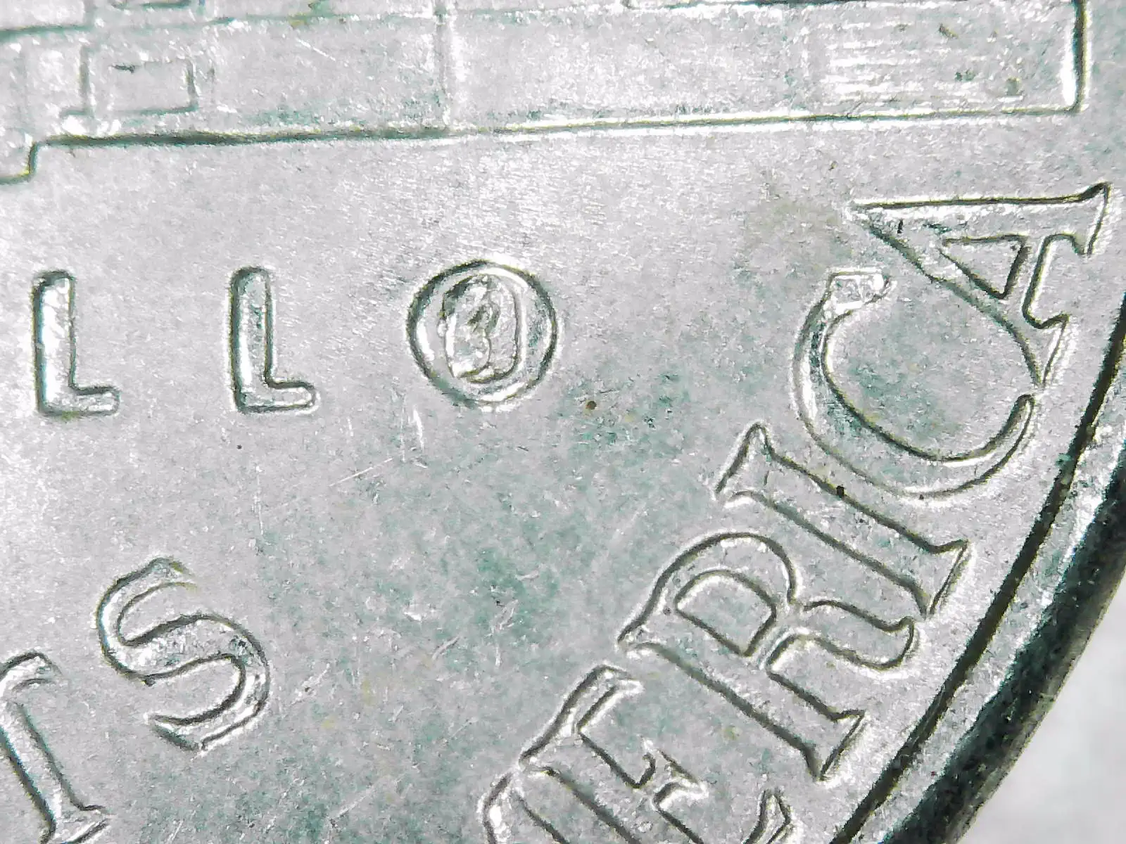 2015-P-Nickel-Die-Chip-Twins