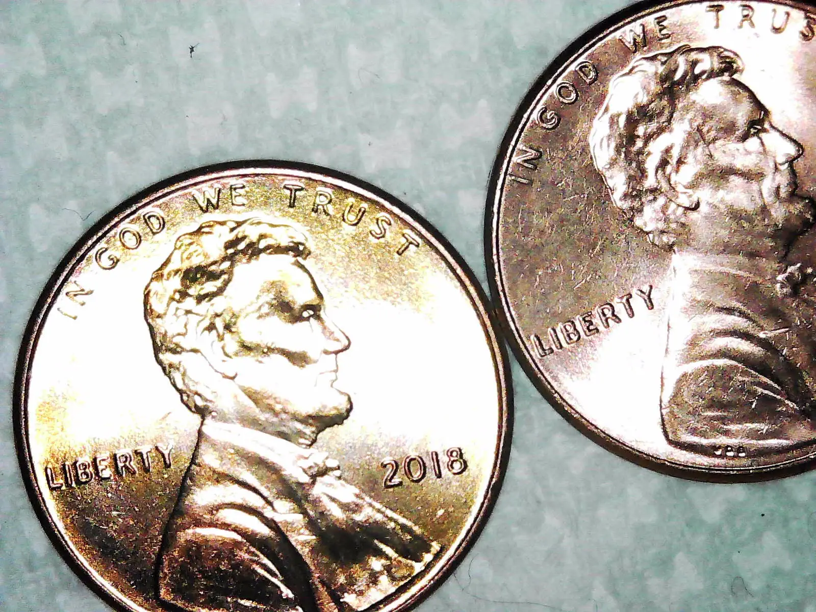 2018-P-Shield-One-Cent,-It-Looks-Gold-To-Me.-What-Causes-This-?