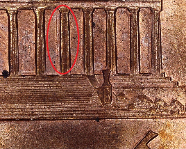 1995-D-Lincoln-Extra-Column-In-Last-Bay?