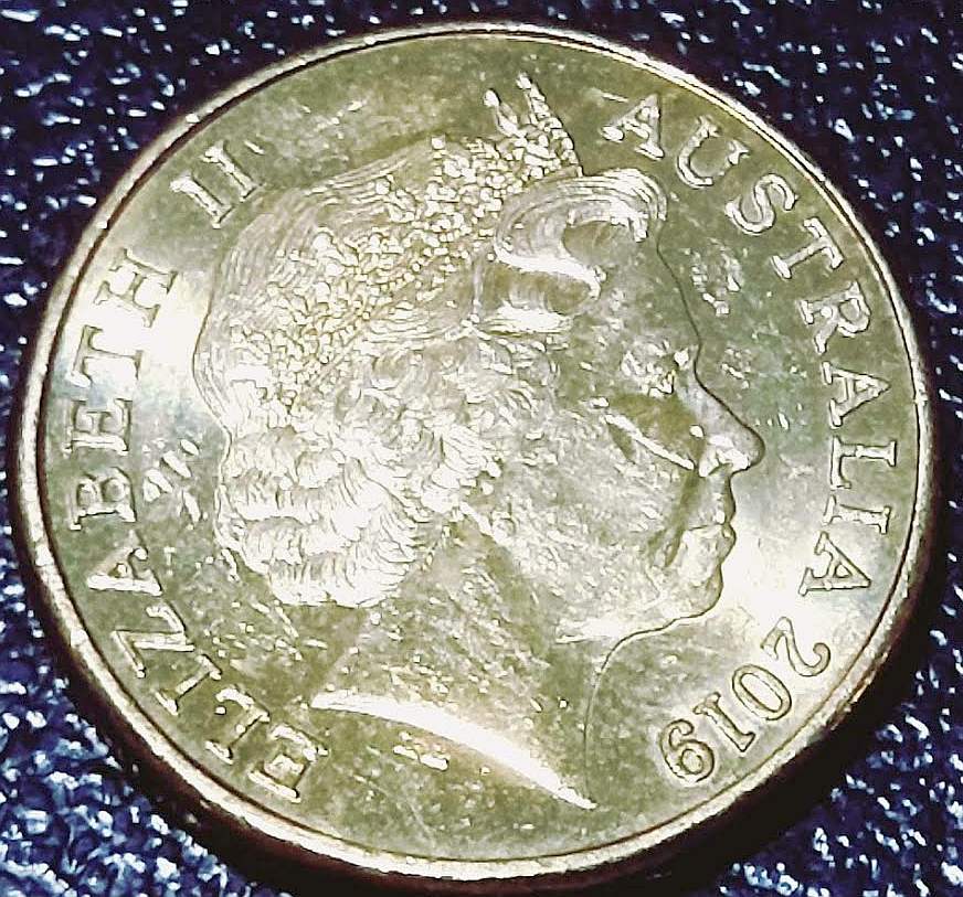2019-$1-Coin-Mob-Of-Kangaroos-