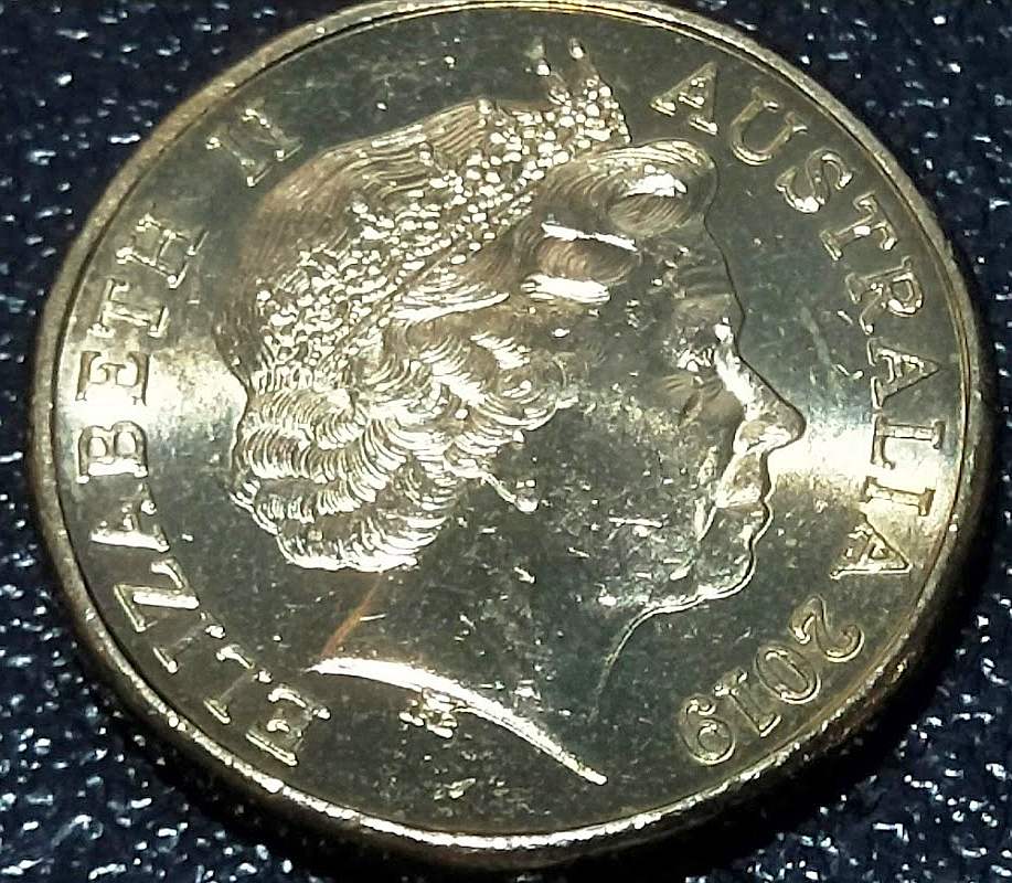 2019-$1-Coin-Mob-Of-Kangaroos-