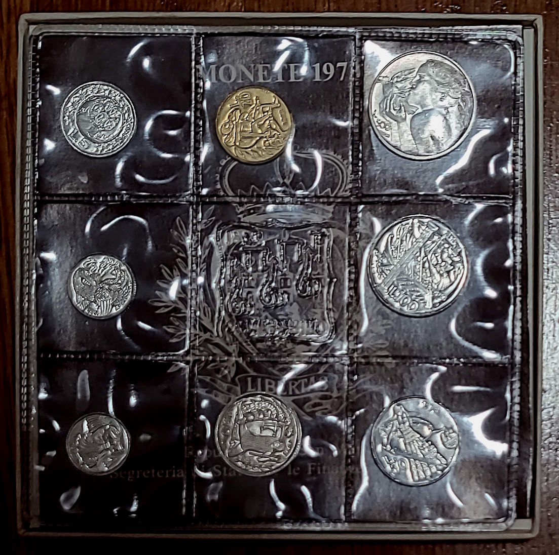 International-Birthyear-Set-Collection-Of-NumisƐd