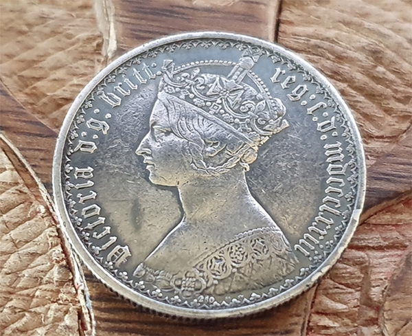 Post-A-Crown!