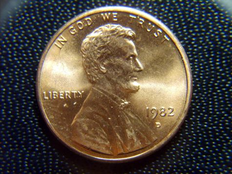 Can-Anyone-Tell-Me-If-These-Are-Large-Or-Small-Date-1982-Cent.