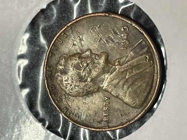 OK-I-Know-This-Is-A-1945-Lincoln-Penny-With-Damage.-But.
