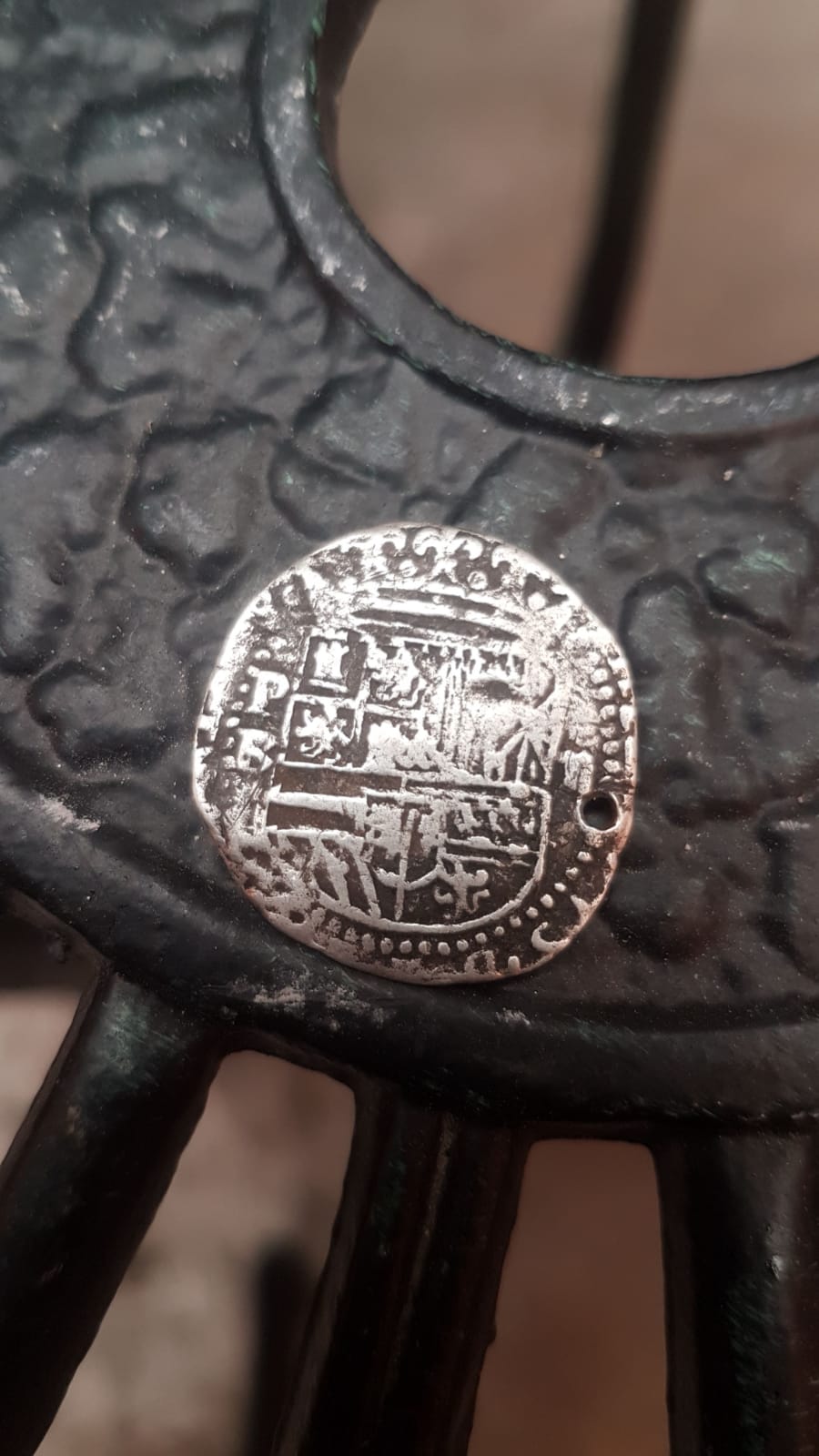 Peru---8-Reales-Felipe-II-Possilbly?-Real/Fake?-Help-Me-Identify-My-Coin!