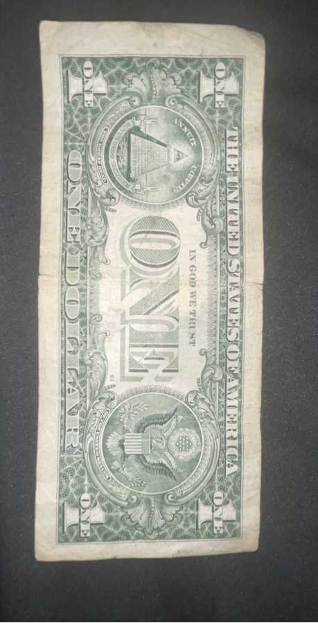Is-This-2009-US-$1-Bill-Misaligned-And-Off-Center?