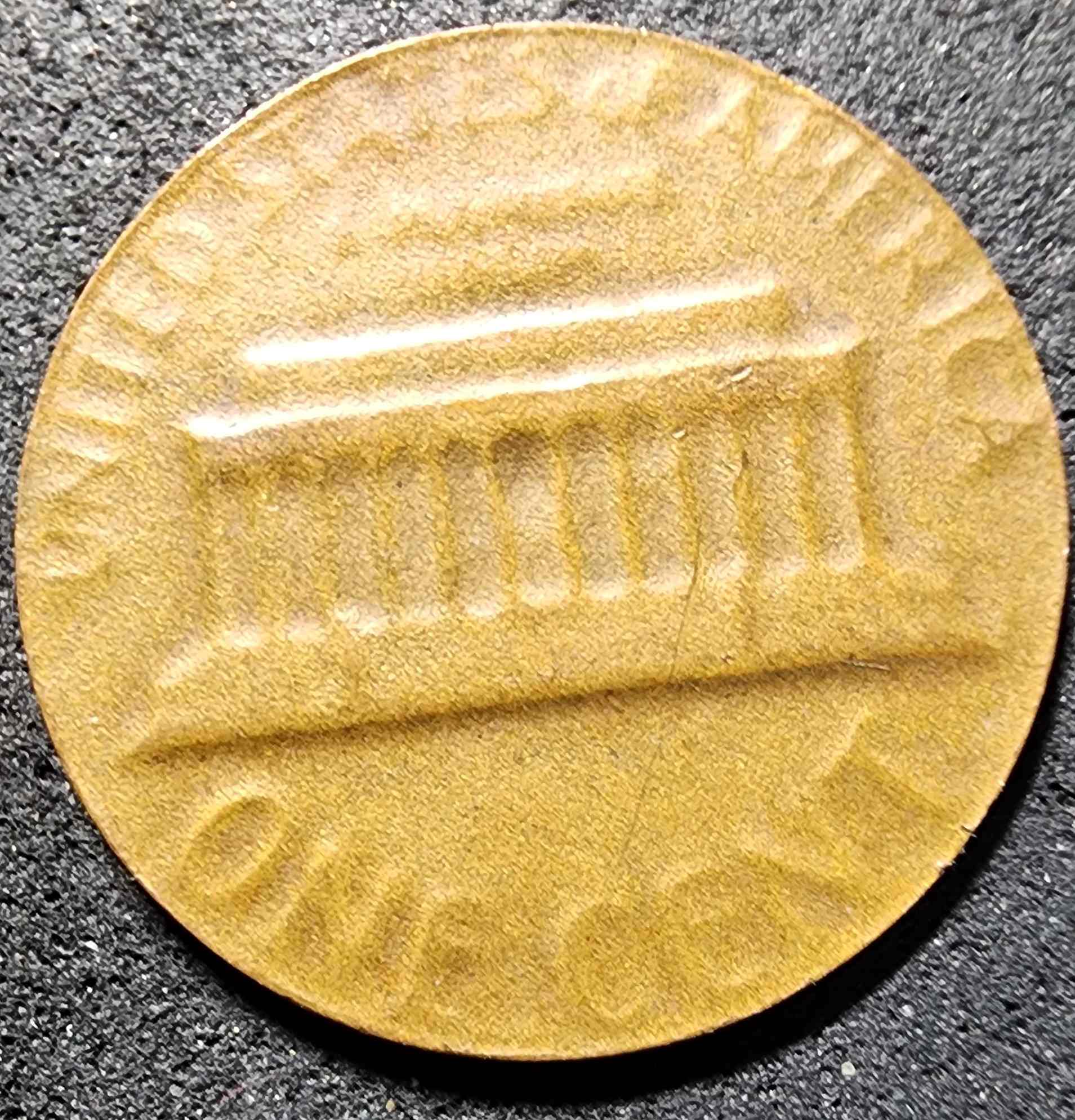 1980-Thin-Planchet-Some-Damage-On-The-Lincoln-Side