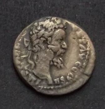 Boni-Eventvs-Denarius-Septimius-Severus-Or-Pescennius-Niger