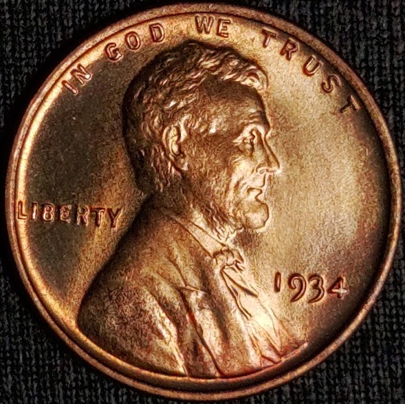 1934-P-Lincoln-With-Striking-