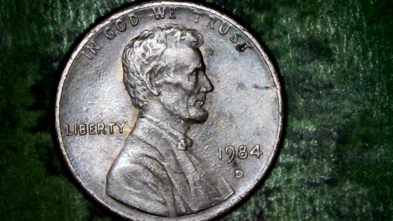 On-My-1984-D-Penny-Would-This-Be-Considered-A-Filled-In-Mint-Mark-And-What-Is-The-Green-Stuff