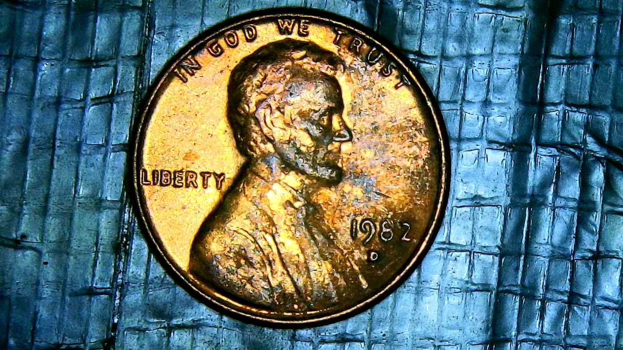 1982--D--Cent-Is-This-A-Small-Date