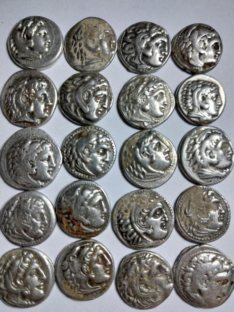Are-These-Drachms-Fakes?