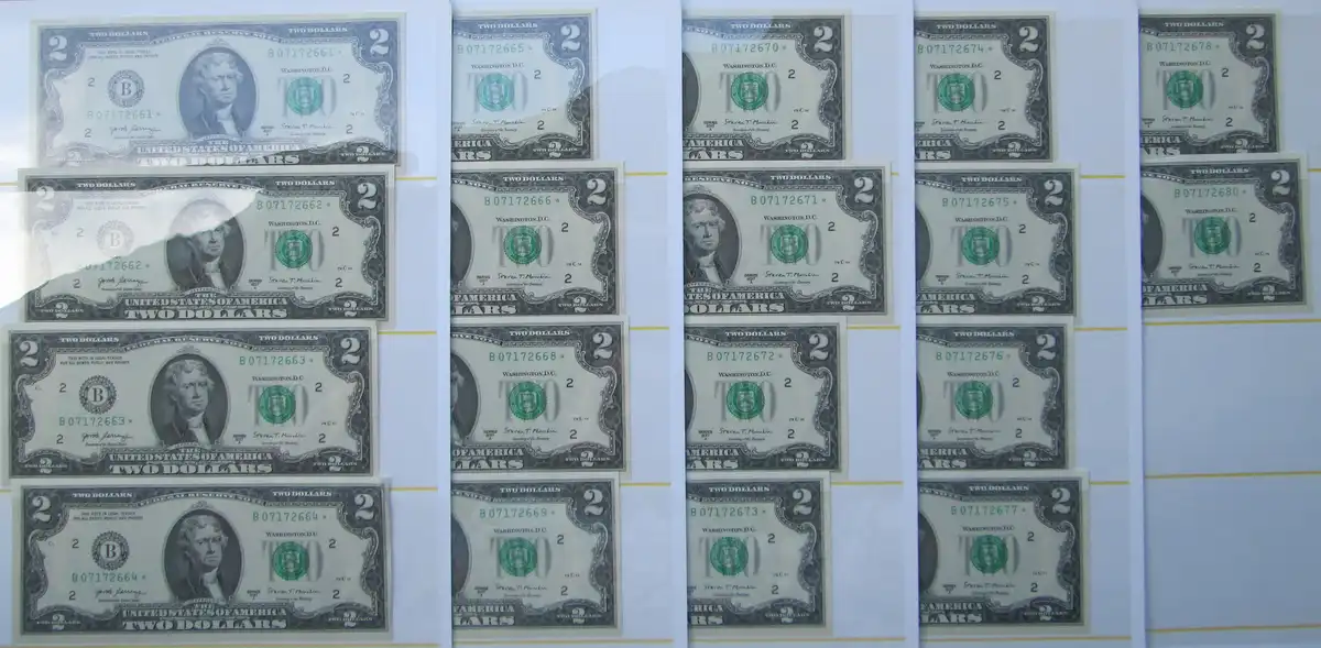 For-Sale-:-$2-FRN-2017A-Star-Notes,-Consecutive-Serials