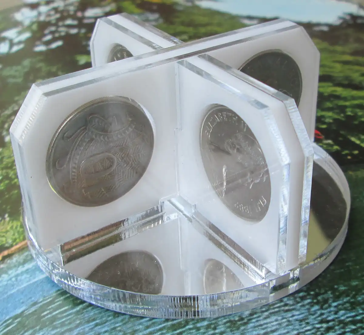 Custom-Coin-Holders-And-Numismatic-Crafts