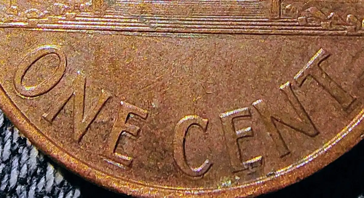 Anyone-Catch-What-1993-D-Penny-Has-Goin?