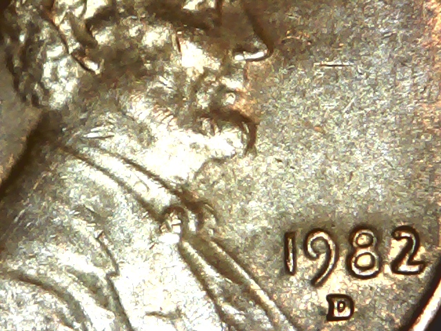 1982-D-Lines-Around-Lincoln-In-Mem