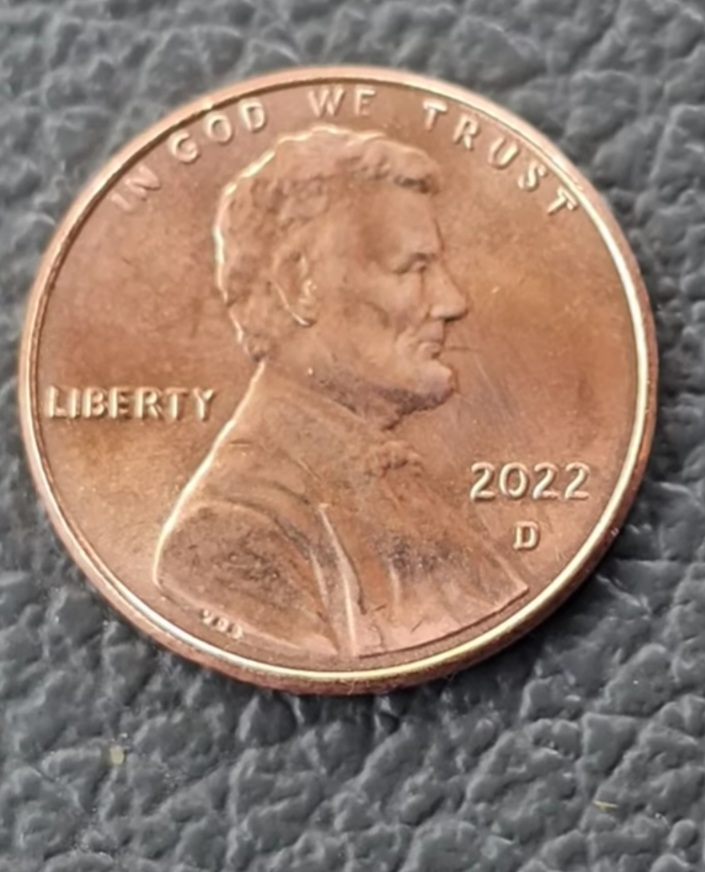 Slight-Lamination-Error?-2022-D-Penny