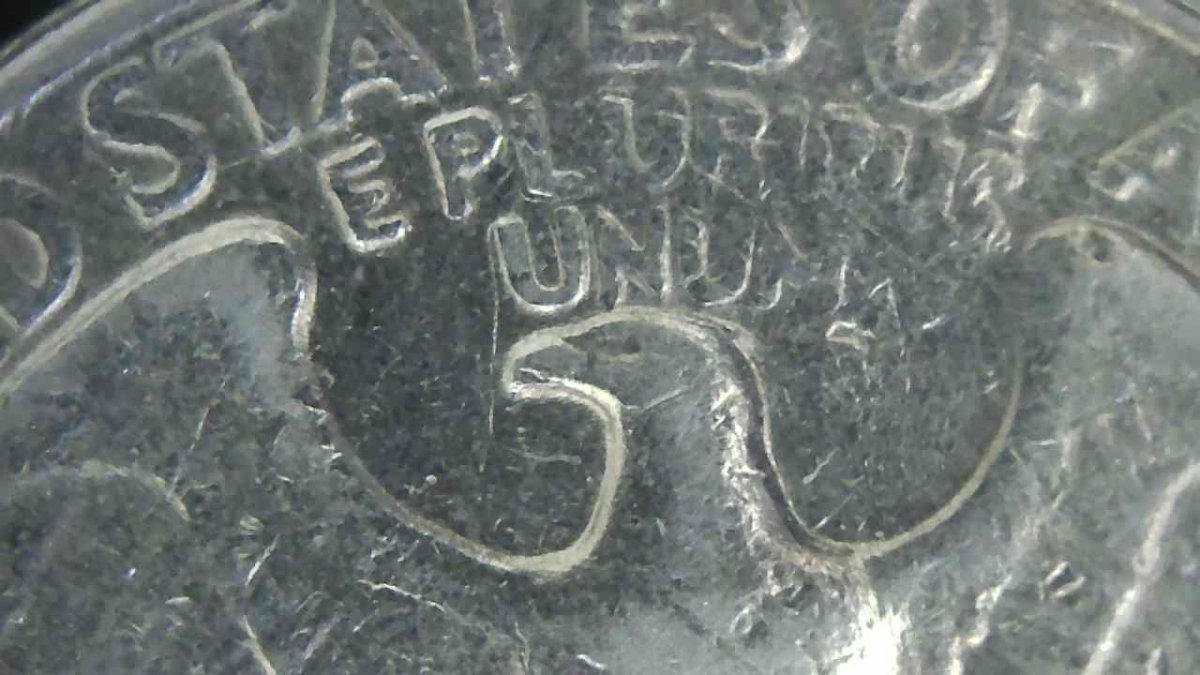 1983-P-Quarter-With-Missing-Letter-And-Reverse-MD