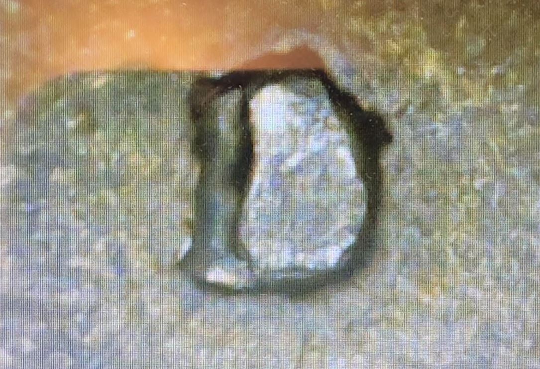 1964-25c-Metal-Chip-Over-Mint-Mark?