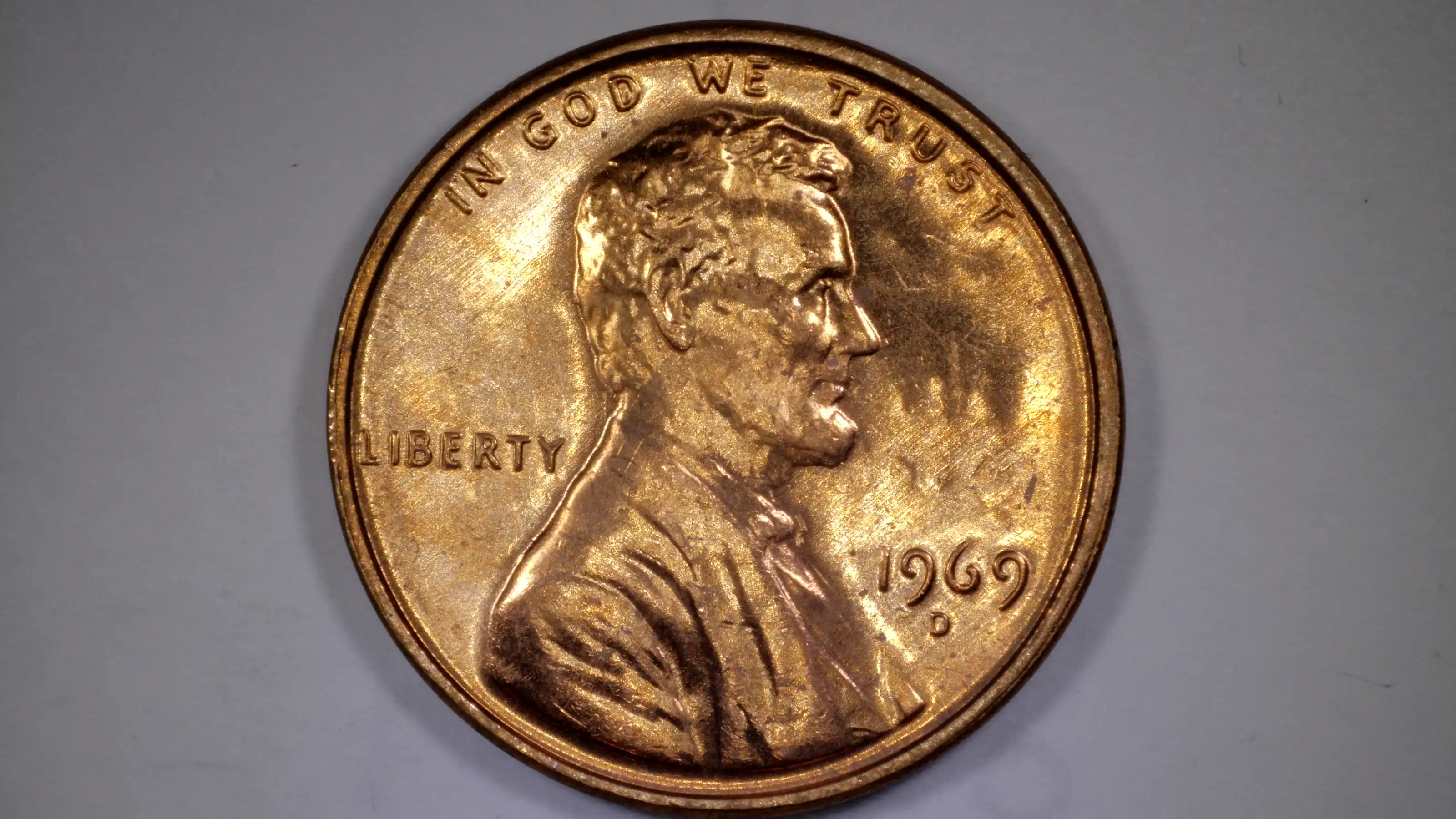 1969-D-Lincoln-Memorial-Penny---Odd-Letters-And-Design-Underneath