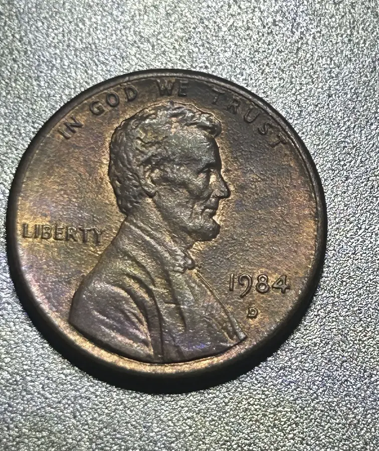 1984-D-LincolnS-DD-Earlobe?
