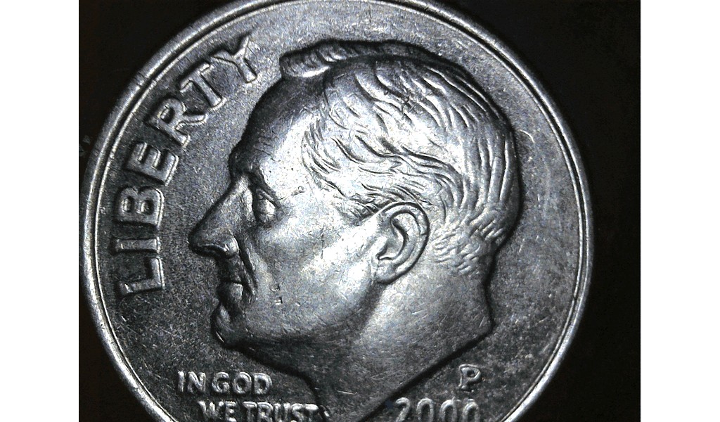 2000-P-Dime-Damage-By-/On-Nose-?