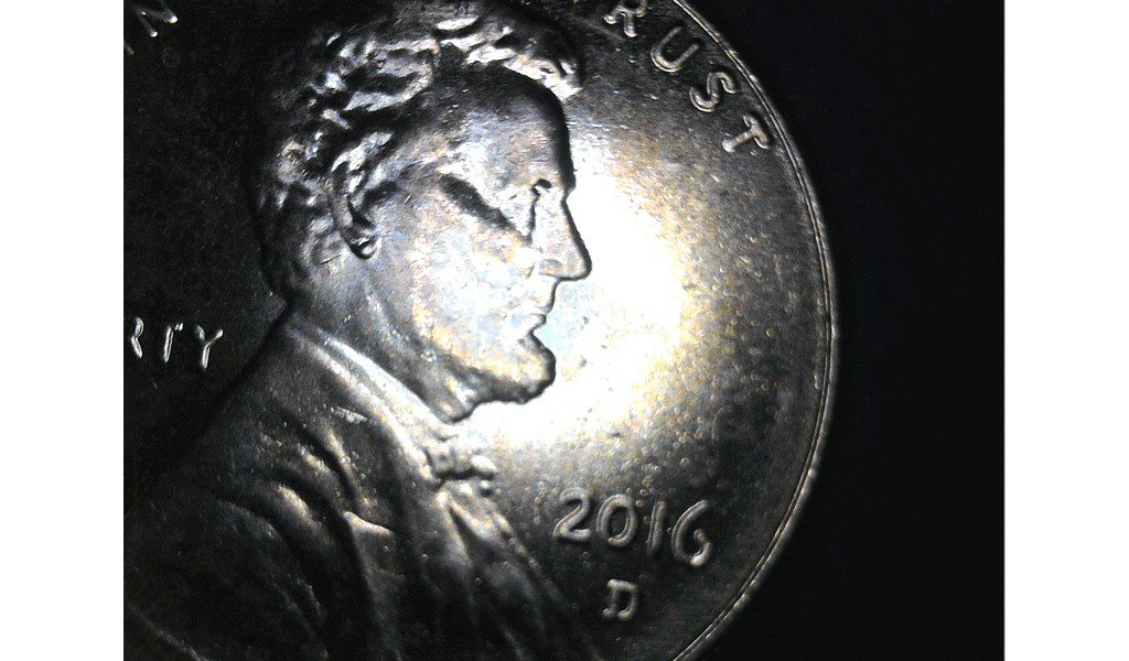 2016-D-LSC-Ck-Earlobe-Only-One-In-Roll-W/-Bump