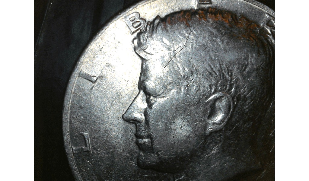 1979-Kennedy-Half-Dollar-Weighs-10.83-SBA-Stock?