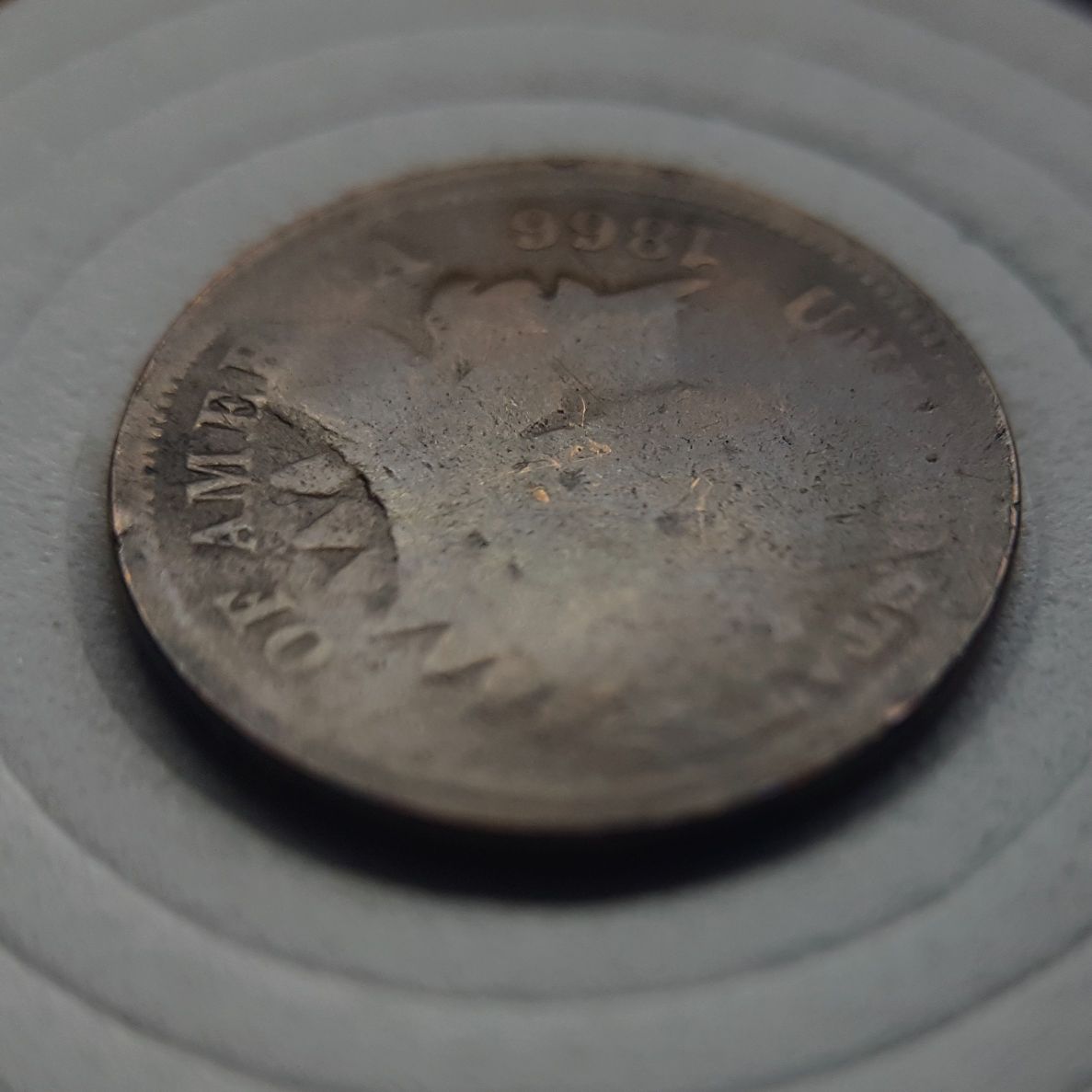 1866-Indian-Head----Die-Break-,-Cud-Or-Damage?