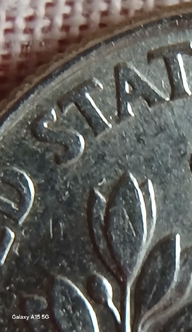 Roosevelt-Dime-2005-P-Checking-For-Double-Die.