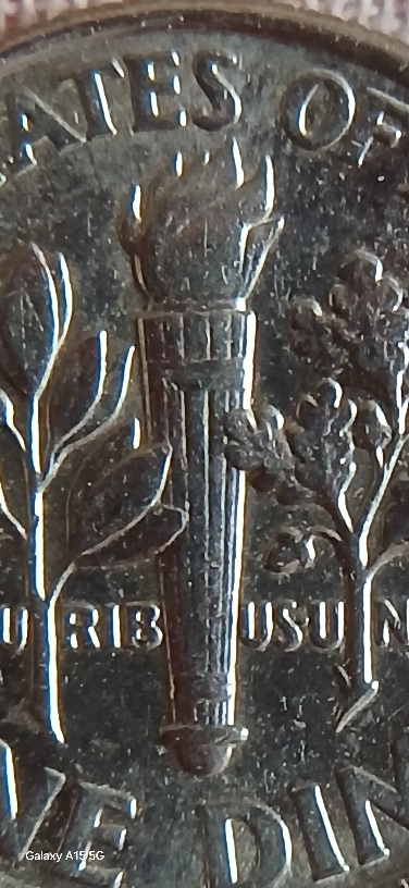 Roosevelt-Dime-2005-P-Checking-For-Double-Die.