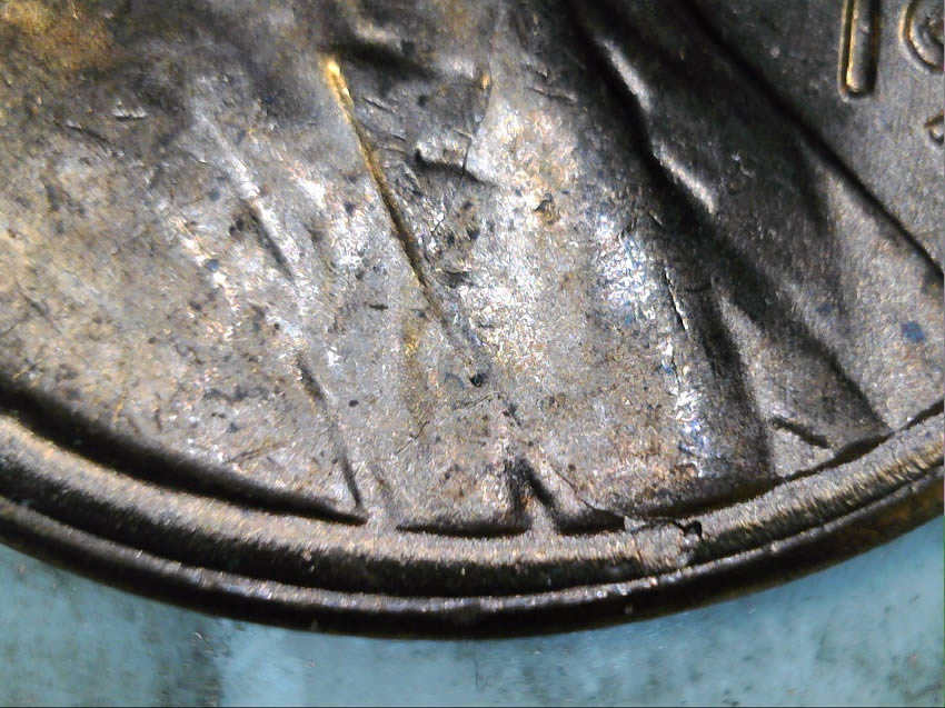 1960-P-LMC-Vertical-Almost-Bilateral-Die-Crack-Down-Lincoln!