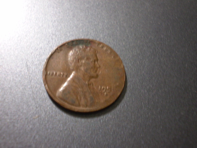 1951-D-Lincoln-Cent-With-Different-Coin-Marks-On-Edge