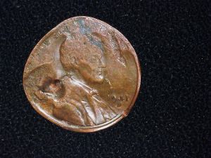 1941-D-Wheat-Penny--Lots-Going-On-PMD,-Lamination-Or-Run-Over-By-Truck