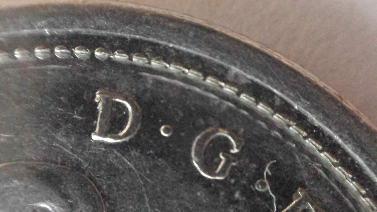 Big-Fat-Rim-On-This-2005-Quarter,-Squished-Beads,-Mint-Error-Or-PMD